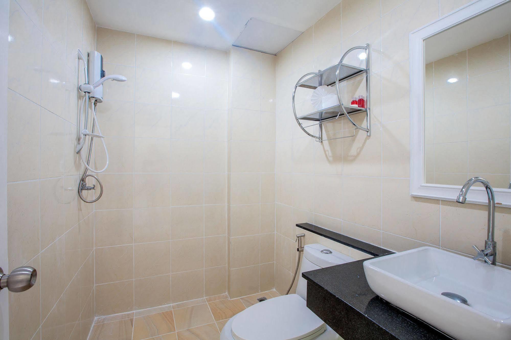 Patong Marina Hotel By Lofty מראה חיצוני תמונה